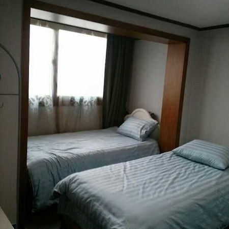 K Star Road Guesthouse - Hostel Seul Zewnętrze zdjęcie