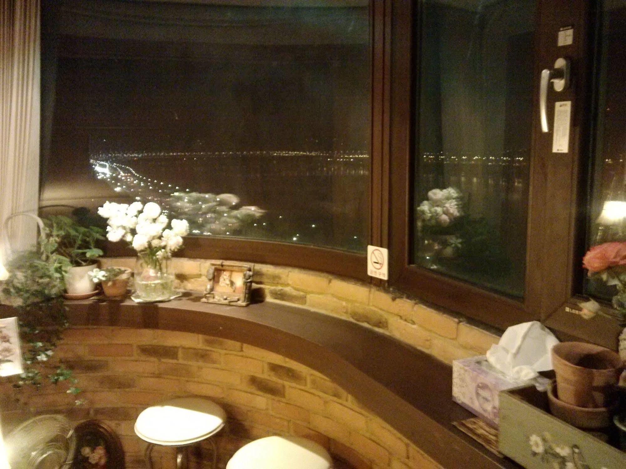 K Star Road Guesthouse - Hostel Seul Zewnętrze zdjęcie